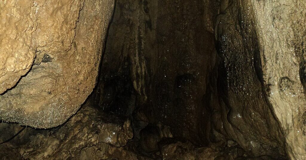 Mawsmai_Cave_Meghalaya