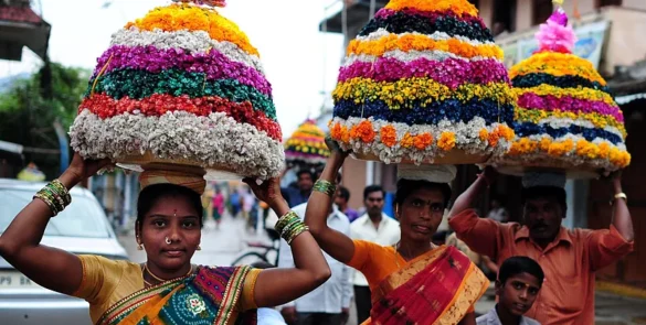 women with bathukamma