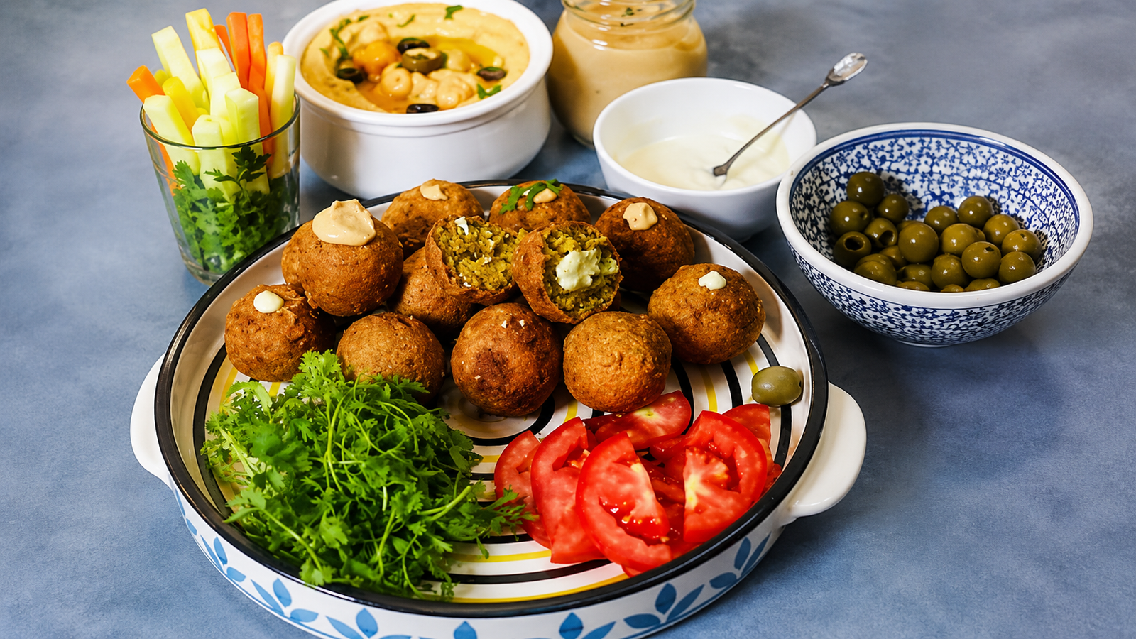 Falafel & Hummus